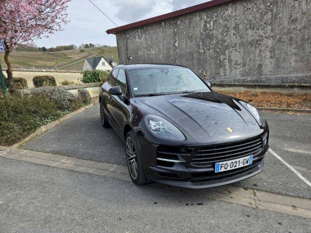 PORSCHE PORSCHE MACAN