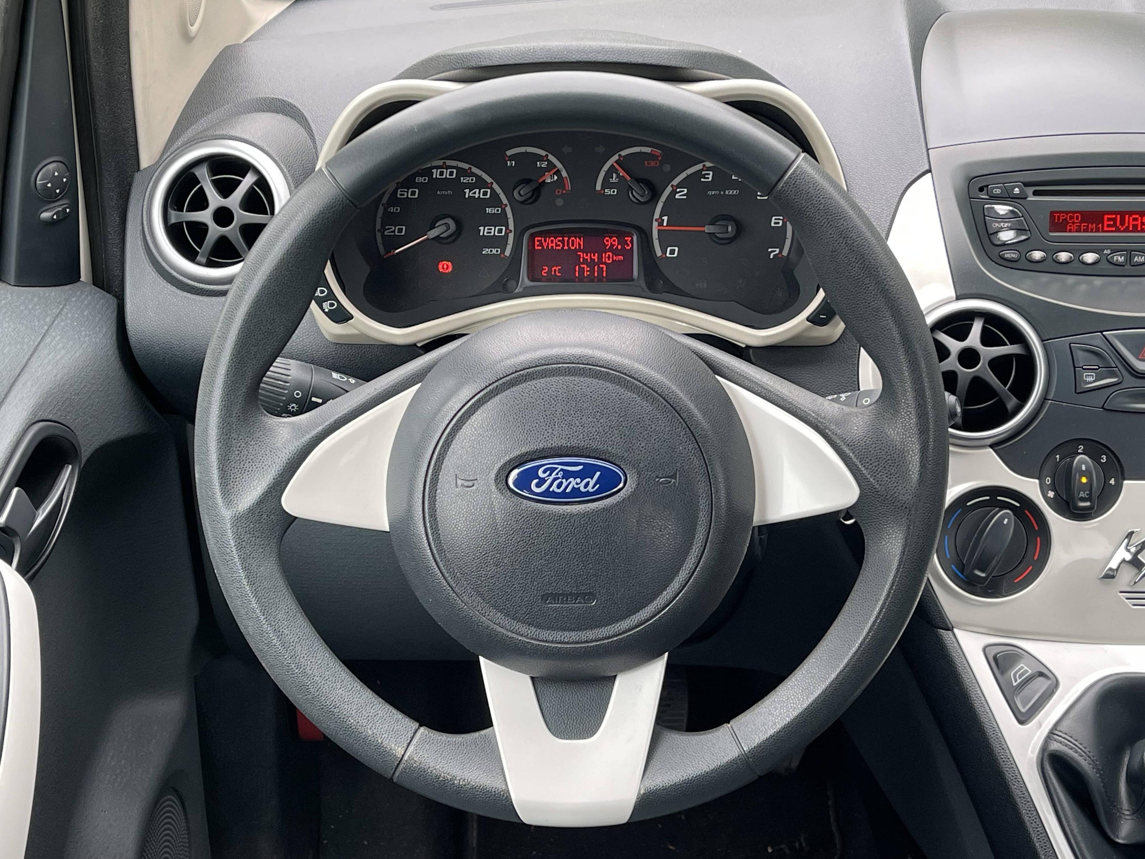 FORD FORD KA