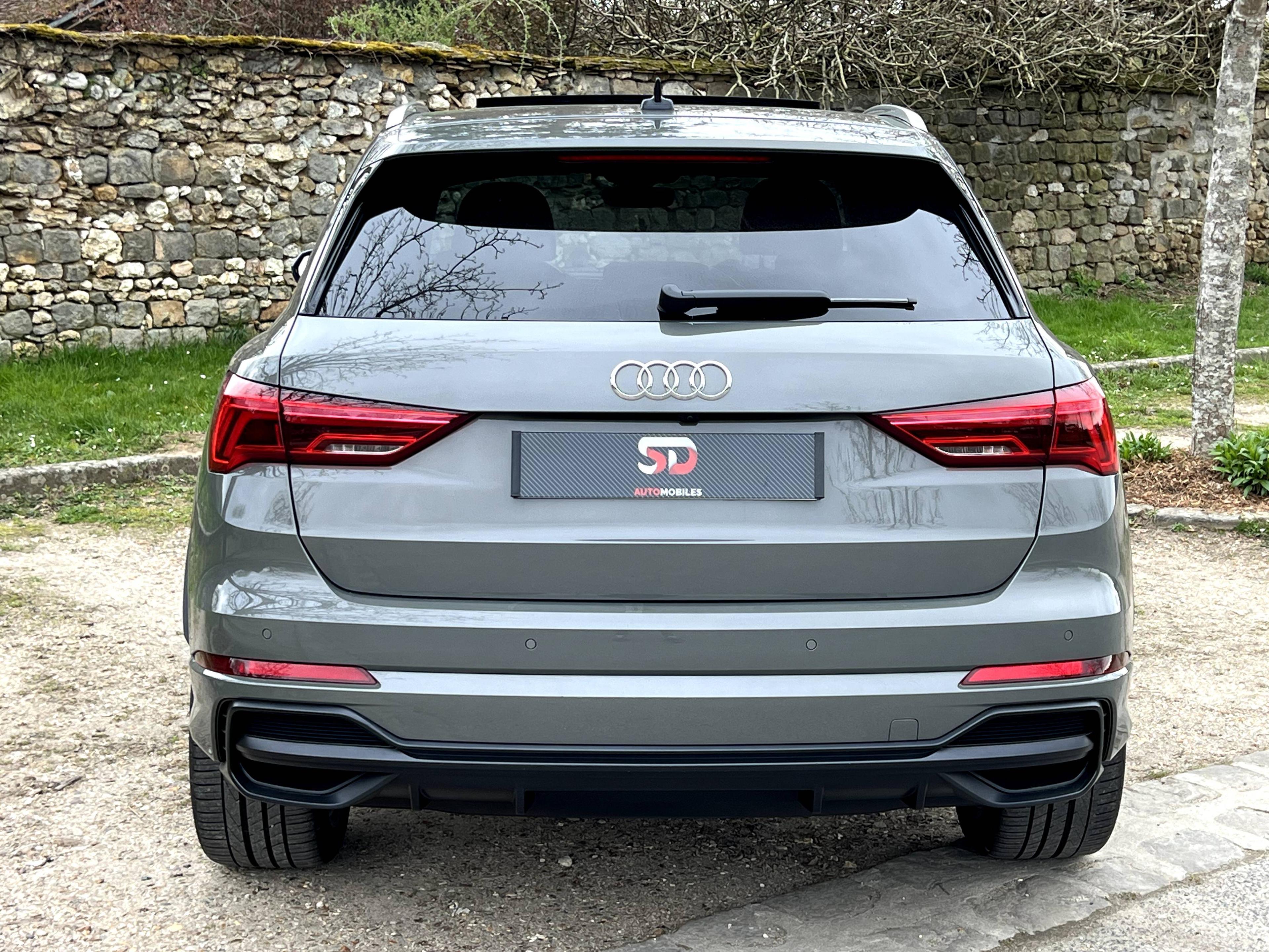AUDI AUDI Q3