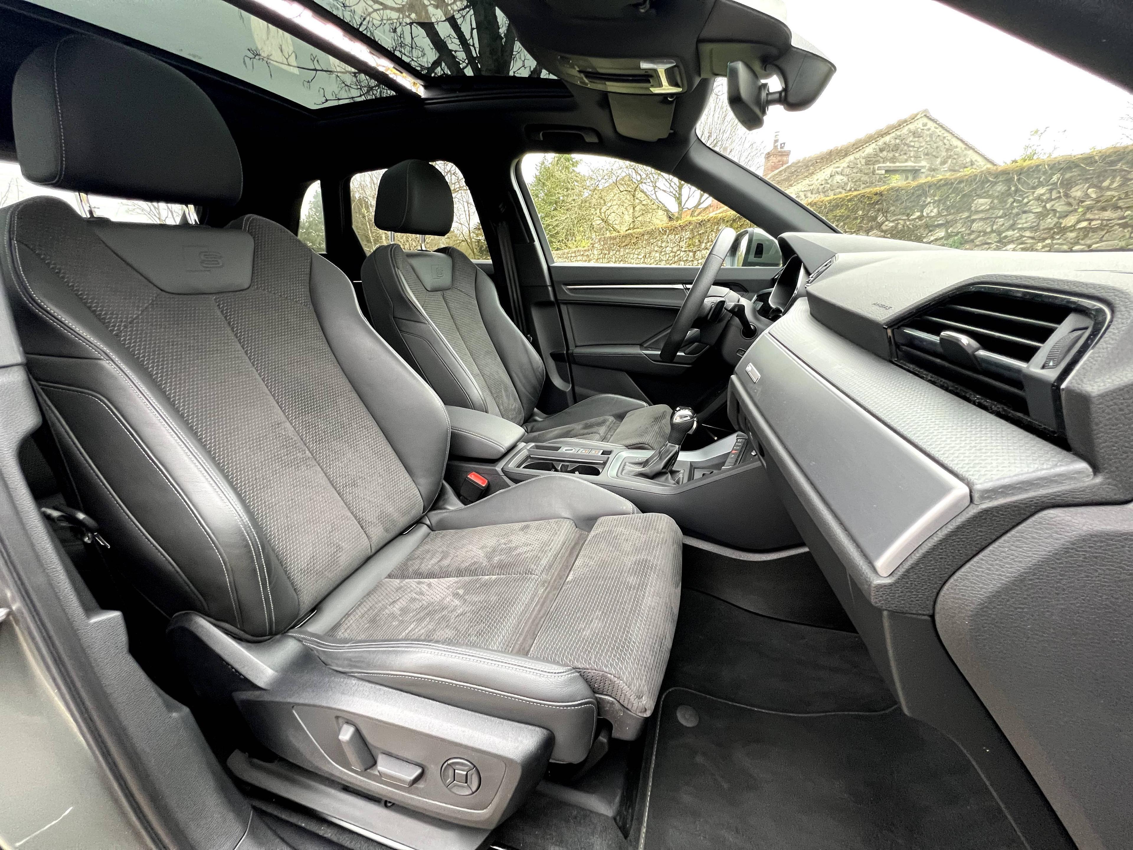 AUDI AUDI Q3