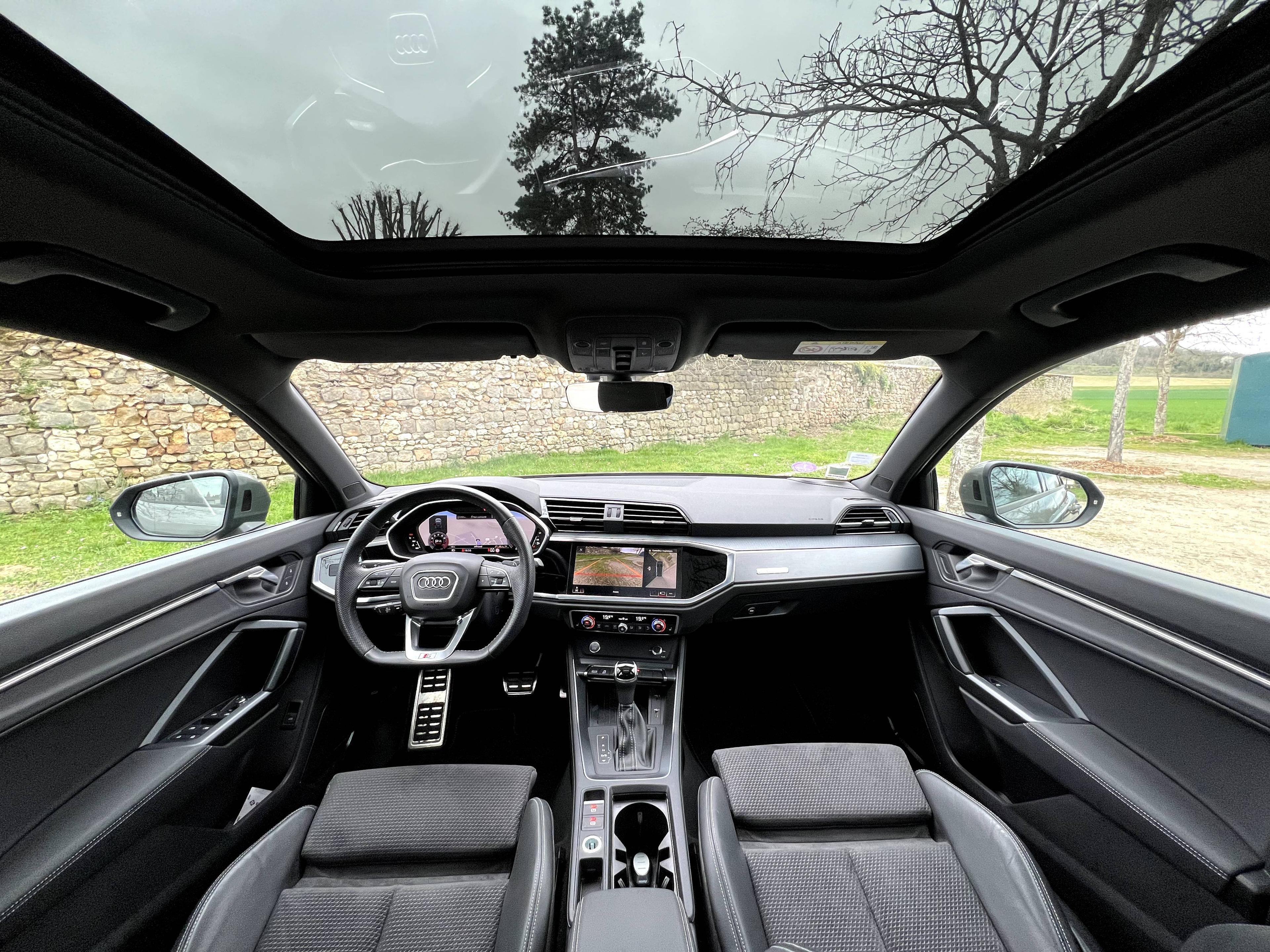 AUDI AUDI Q3