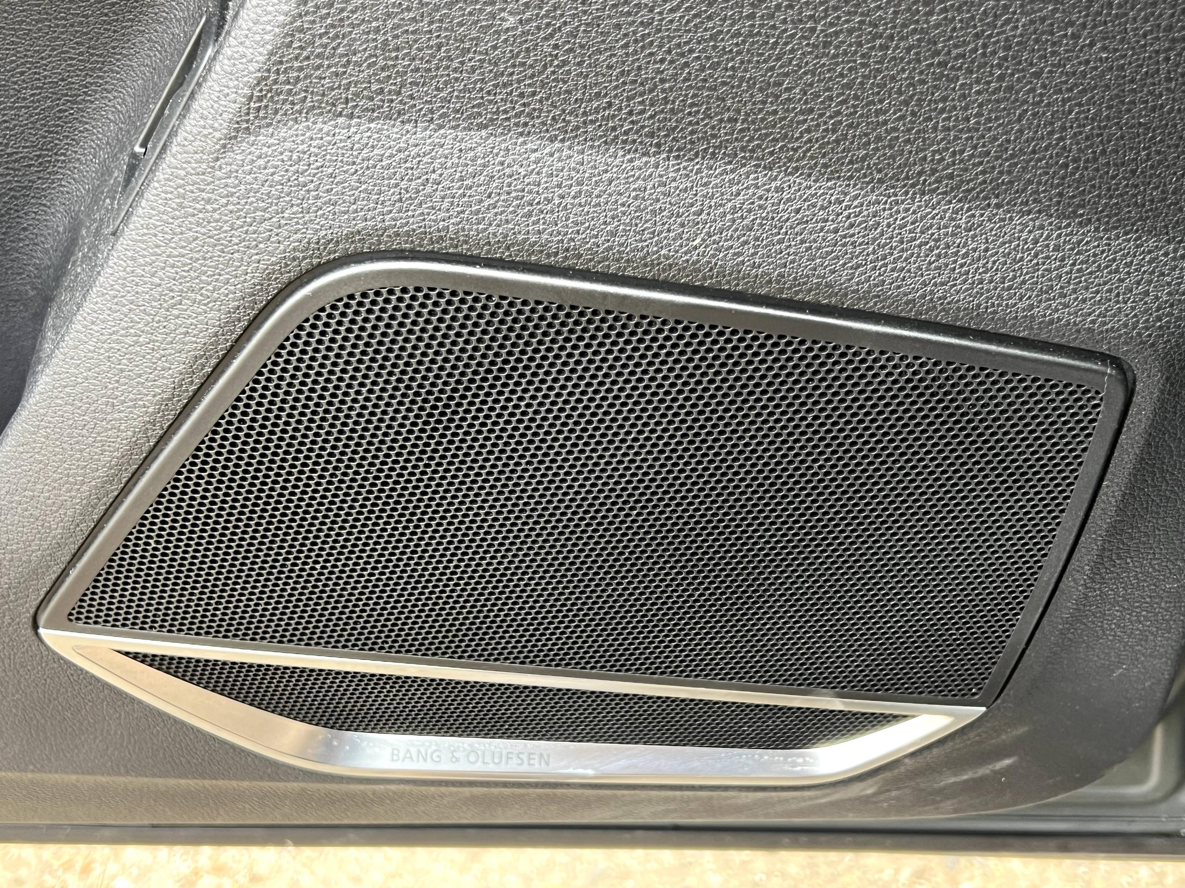 AUDI AUDI Q3