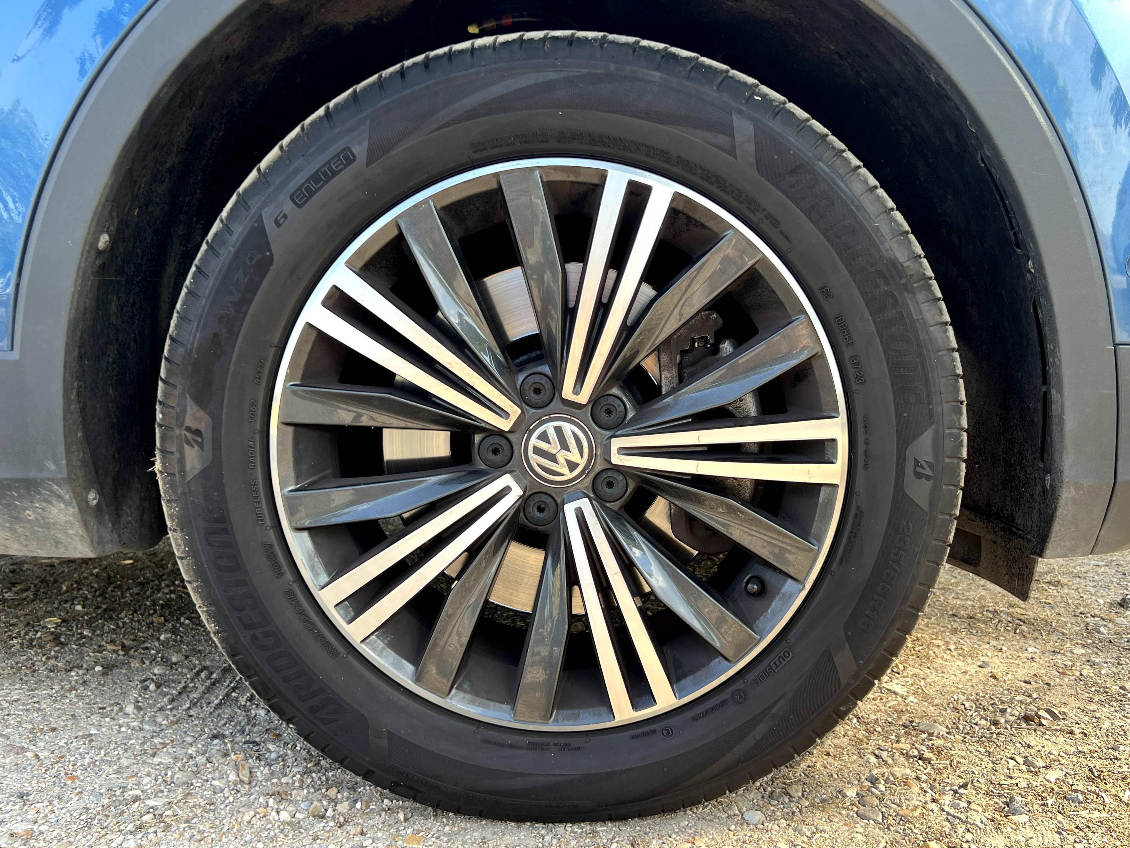 VOLKSWAGEN VOLKSWAGEN TIGUAN