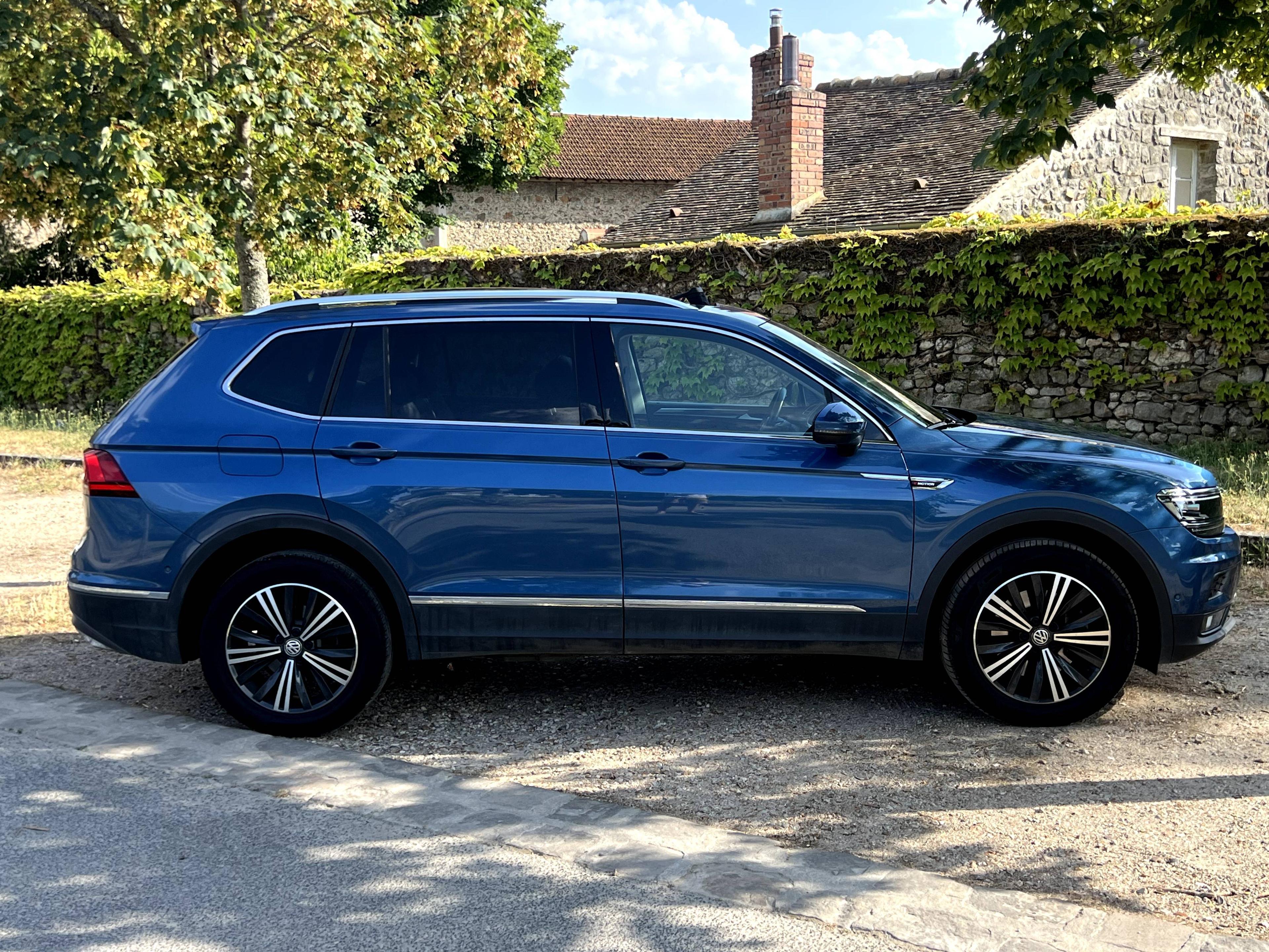 VOLKSWAGEN VOLKSWAGEN TIGUAN