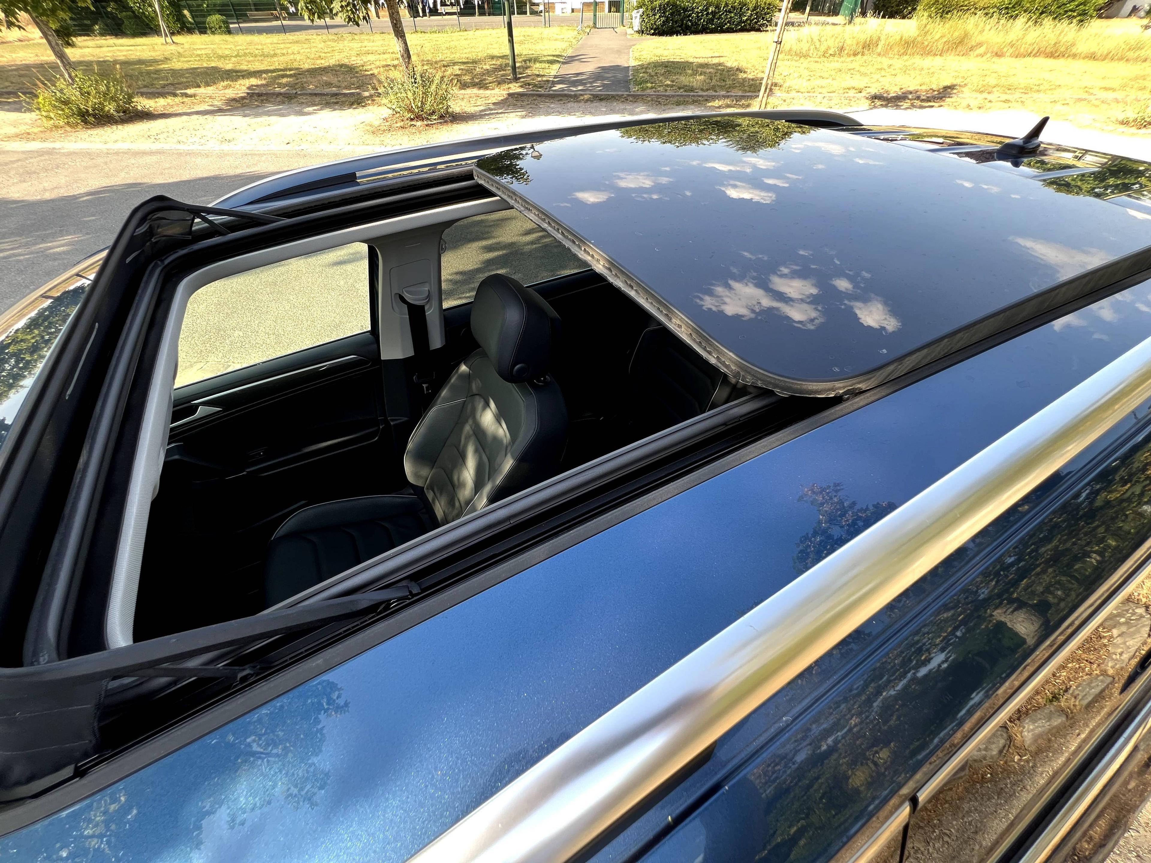 VOLKSWAGEN VOLKSWAGEN TIGUAN