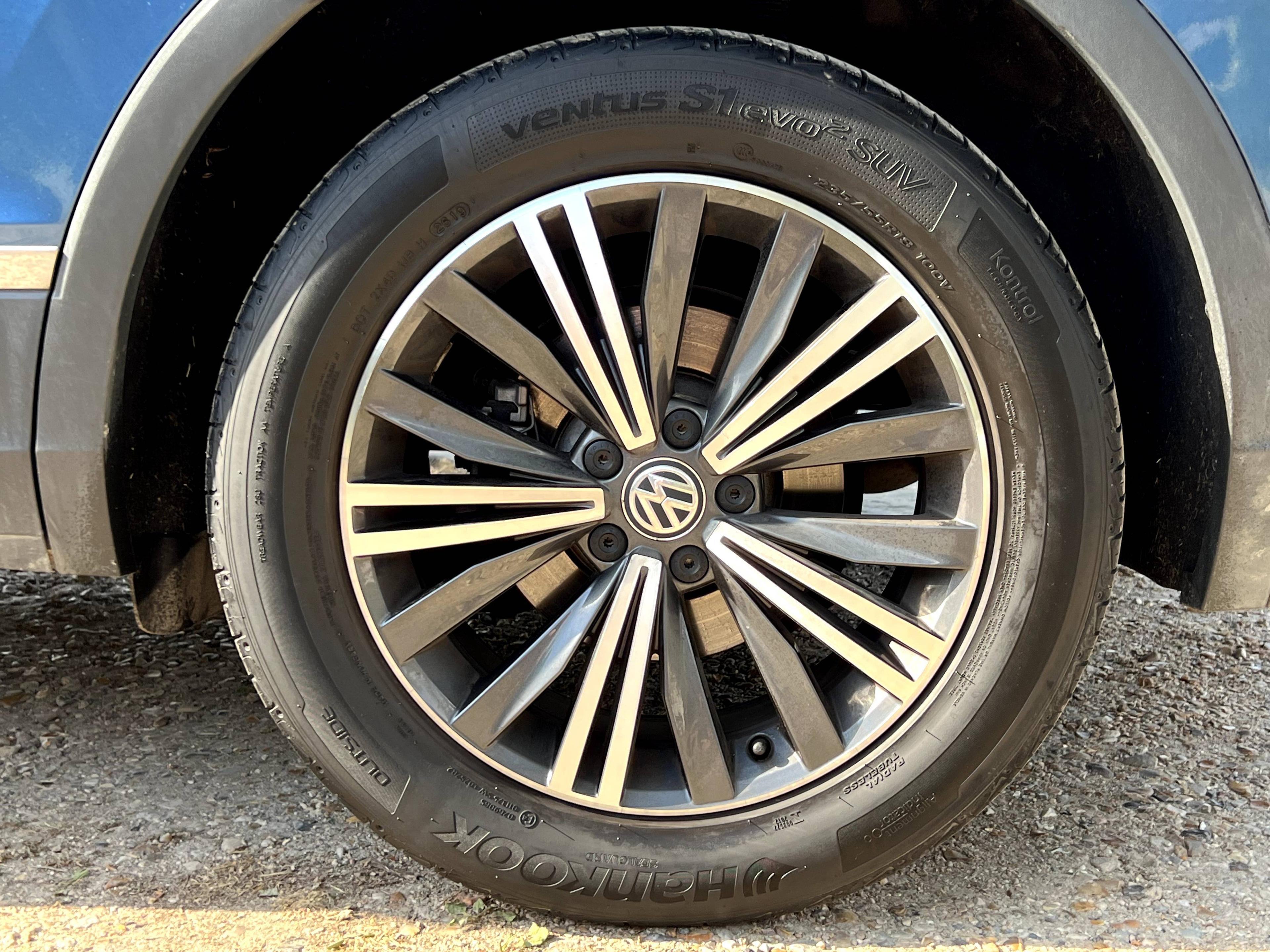 VOLKSWAGEN VOLKSWAGEN TIGUAN