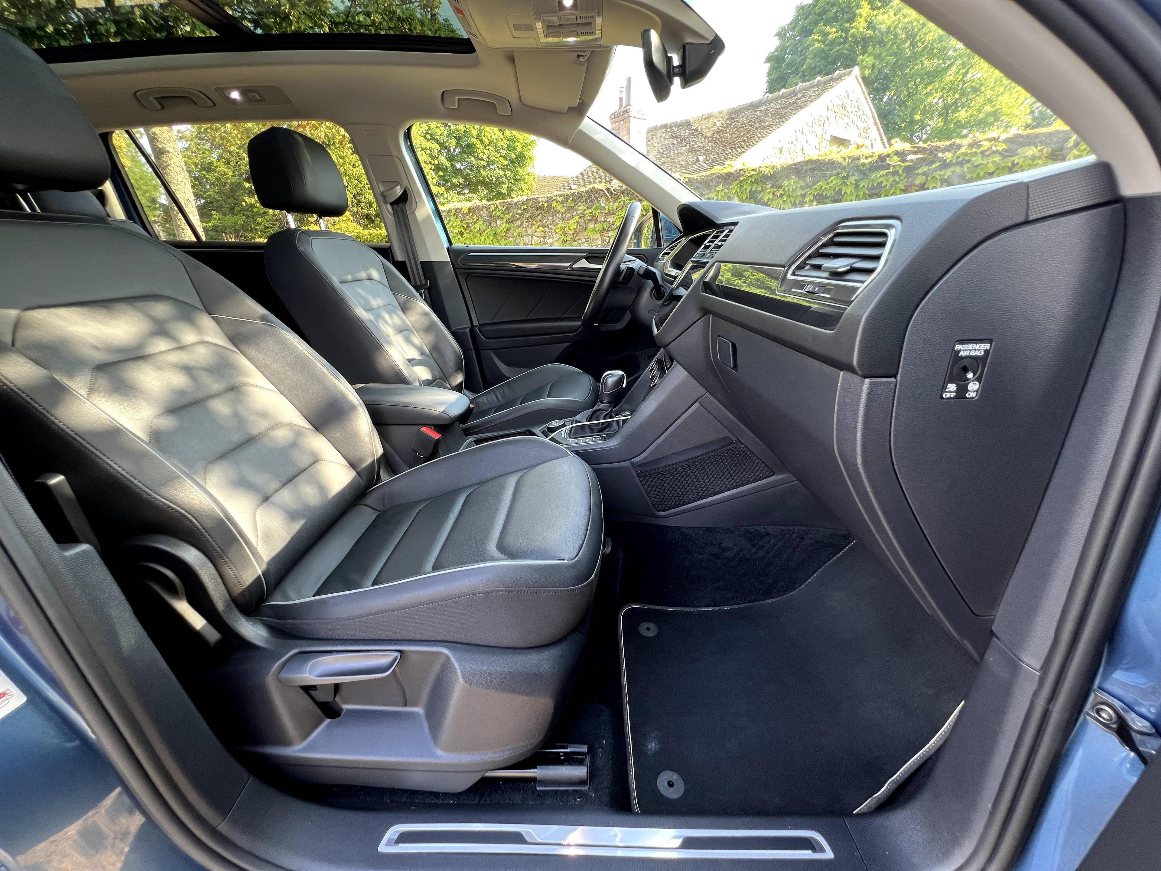 VOLKSWAGEN VOLKSWAGEN TIGUAN